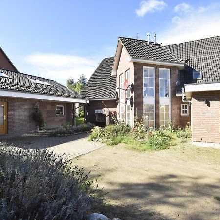 4 Room Holiday Apartment With Garden Kossau Экстерьер фото